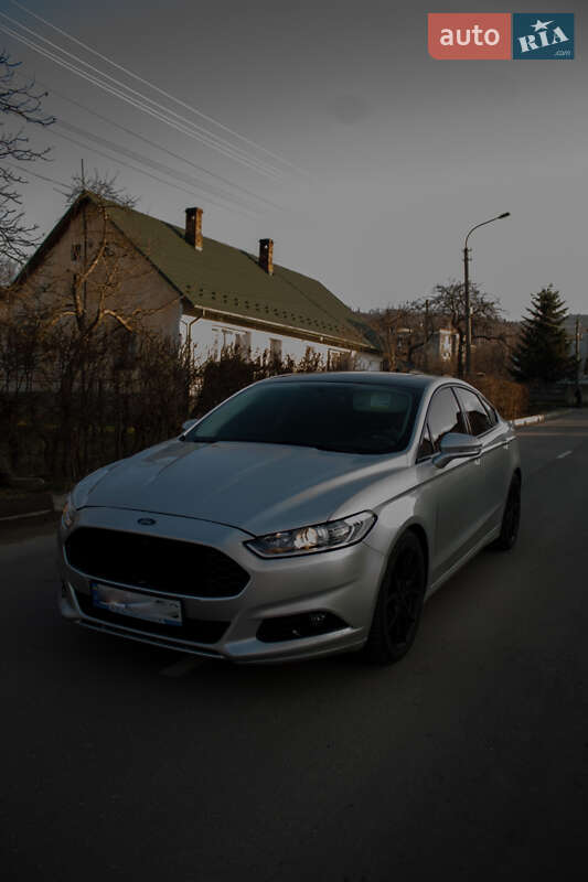 Седан Ford Fusion 2015 в Бориславе