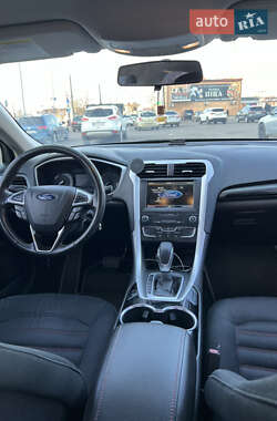 Седан Ford Fusion 2014 в Миколаєві