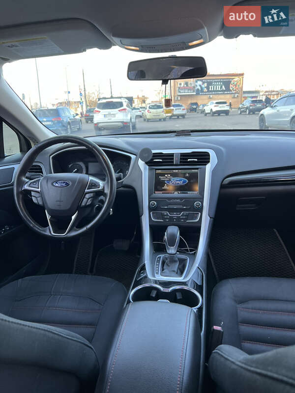 Седан Ford Fusion 2014 в Миколаєві