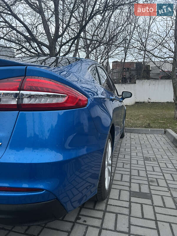 Седан Ford Fusion 2019 в Днепре
