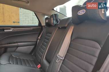 Седан Ford Fusion 2015 в Кропивницком