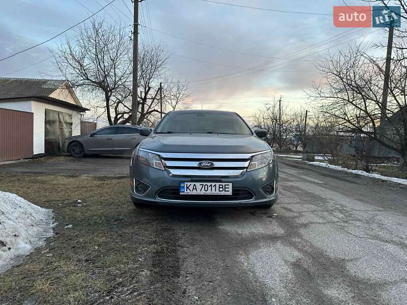 Седан Ford Fusion 2012 в Яготине