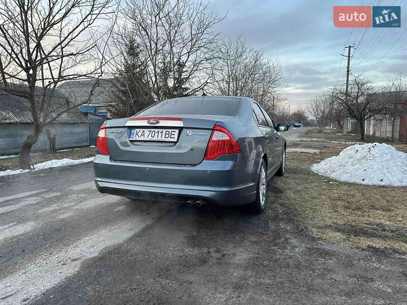 Седан Ford Fusion 2012 в Яготине