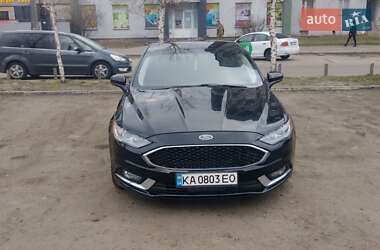 Седан Ford Fusion 2017 в 