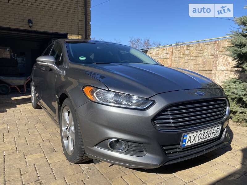 Седан Ford Fusion 2014 в Харькове