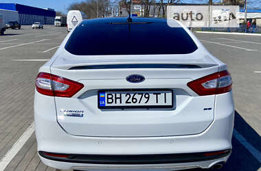 Седан Ford Fusion 2014 в Одесі