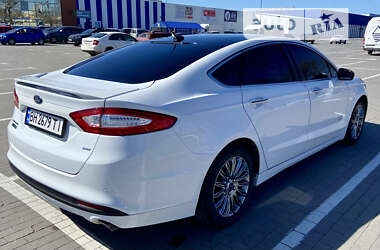 Седан Ford Fusion 2014 в Одесі