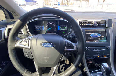 Седан Ford Fusion 2014 в Одесі