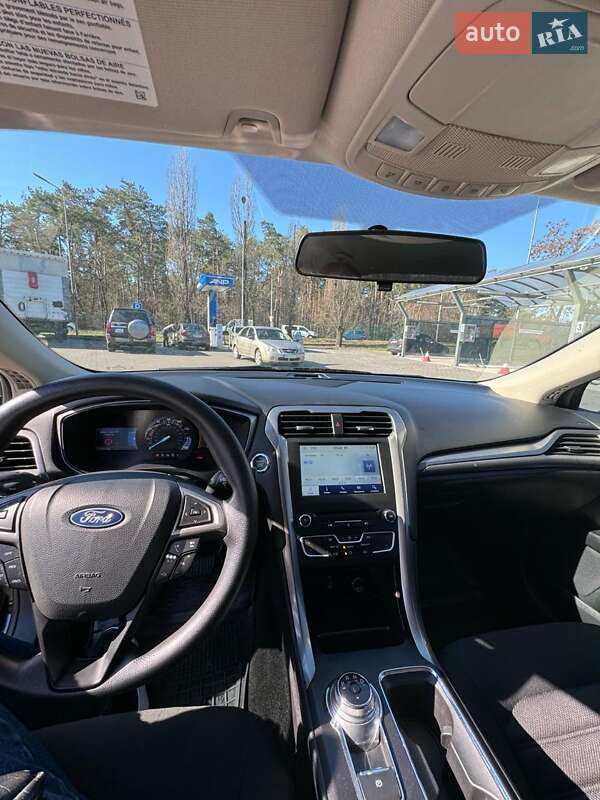 Седан Ford Fusion 2018 в Києві фото 20 Седан Ford Fusion 2018 в Києві