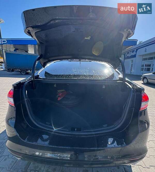 Седан Ford Fusion 2018 в Києві фото 8 Седан Ford Fusion 2018 в Києві