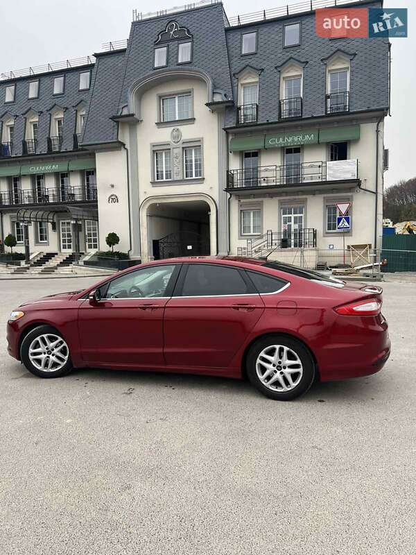 Ford Fusion 2016