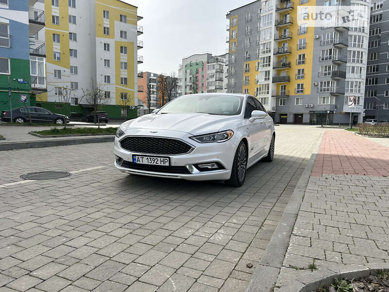 Седан Ford Fusion 2016 в Ивано-Франковске