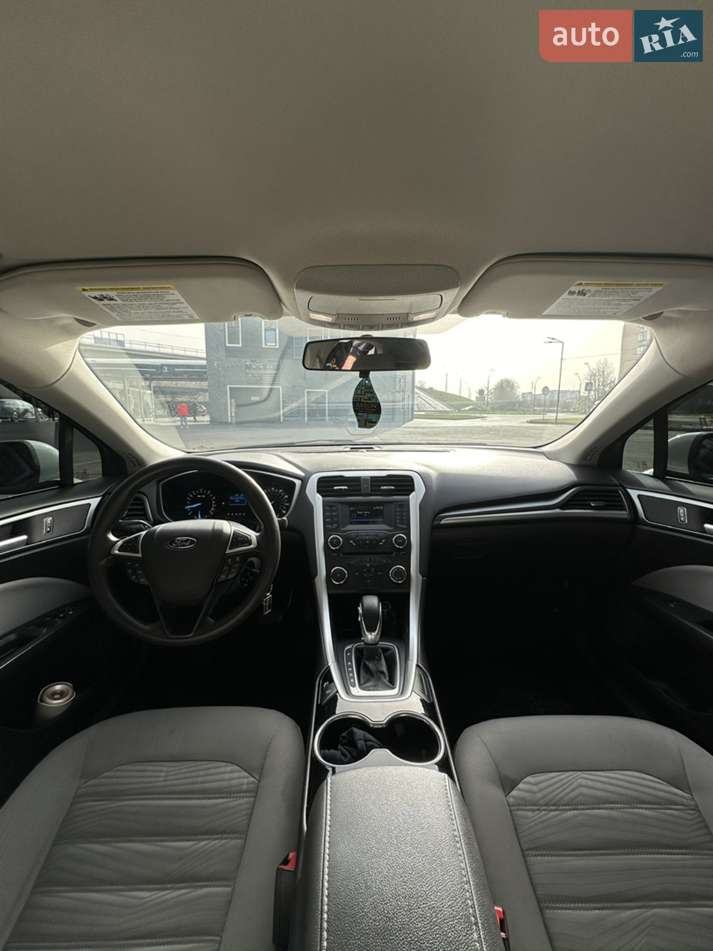2016 Ford Fusion - мініатюра 19