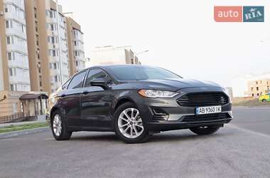 Седан Ford Fusion 2019 в Виннице