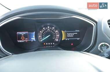 Седан Ford Fusion 2019 в 