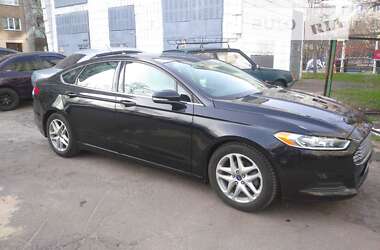 Седан Ford Fusion 2013 в Києві