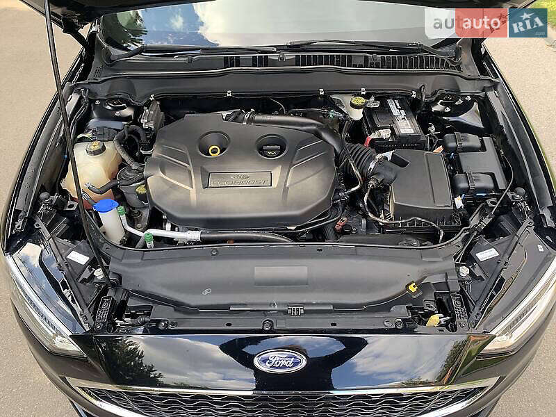 Седан Ford Fusion 2016 в Бершади