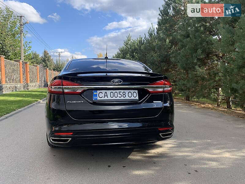 Седан Ford Fusion 2016 в Бершади