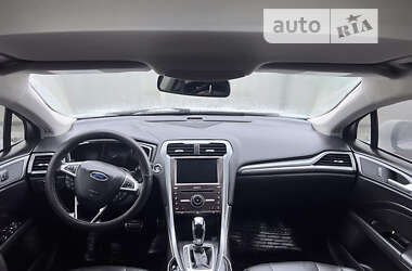 Седан Ford Fusion 2015 в Тернополі