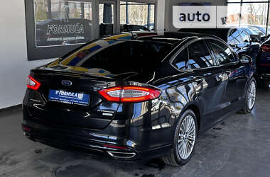 Седан Ford Fusion 2013 в Нововолынске