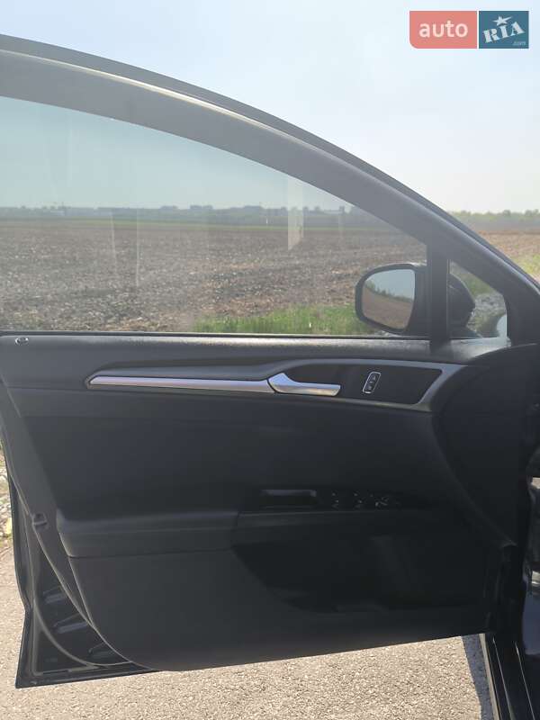 Седан Ford Fusion 2015 в Днепре