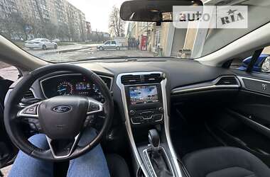 Седан Ford Fusion 2014 в Одесі