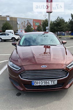 Седан Ford Fusion 2014 в Одесі