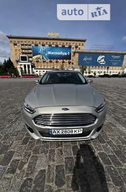 Седан Ford Fusion 2015 в Харкові