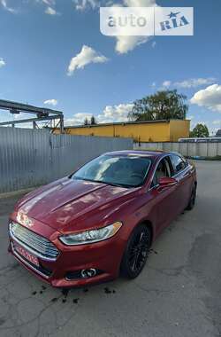 Седан Ford Fusion 2015 в Рівному