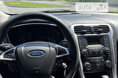 Седан Ford Fusion 2012 в Днепре