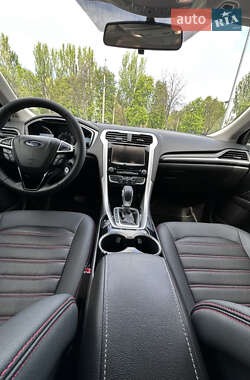 Седан Ford Fusion 2015 в Запорожье