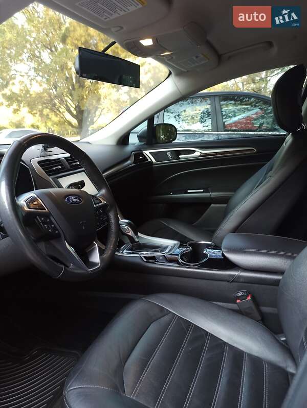 Седан Ford Fusion 2013 в Одессе
