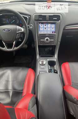 Седан Ford Fusion 2016 в Одессе