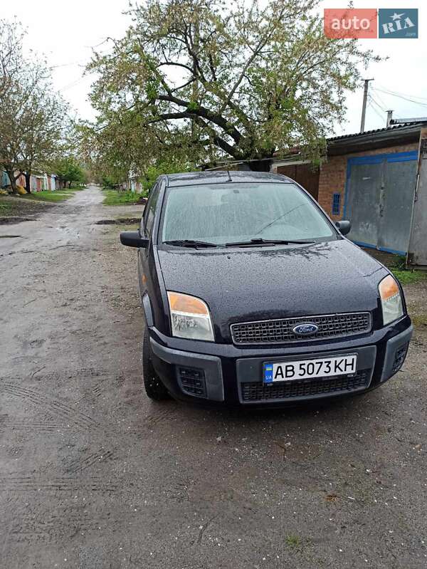 Хэтчбек Ford Fusion 2007 в Калиновке