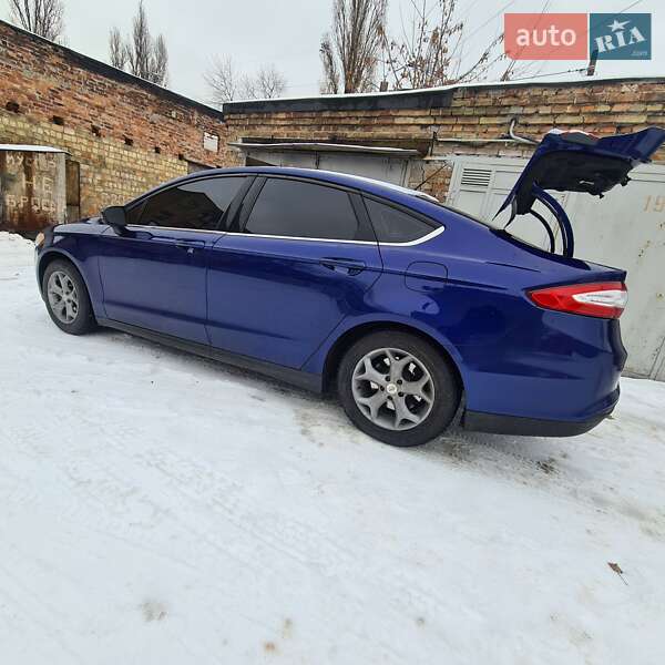Седан Ford Fusion 2014 в Киеве