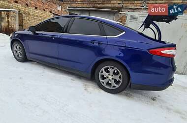 Седан Ford Fusion 2014 в 