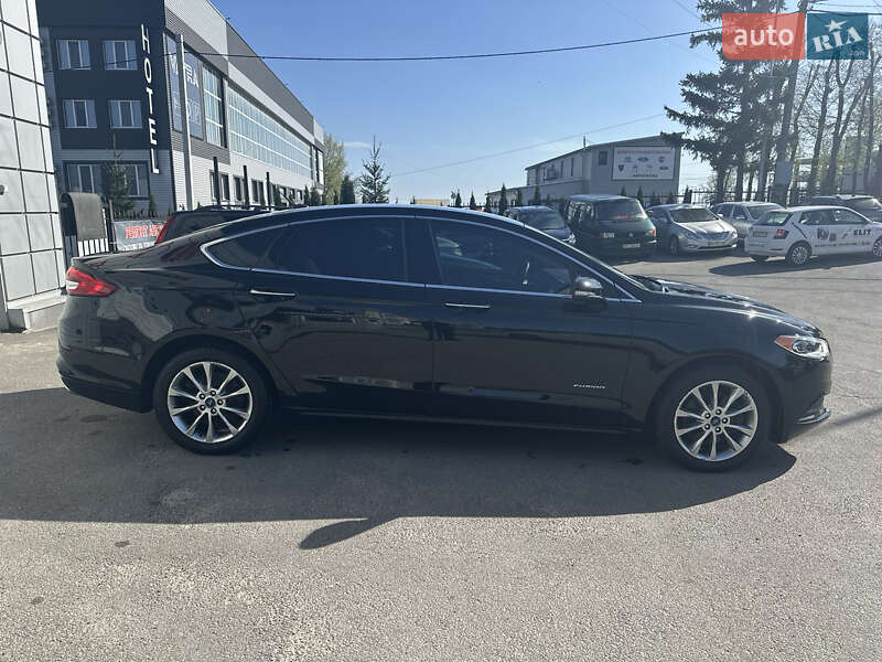 Седан Ford Fusion 2018 в Тернополе