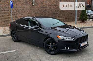 Седан Ford Fusion 2013 в Одесі