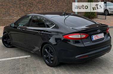 Седан Ford Fusion 2013 в Одесі