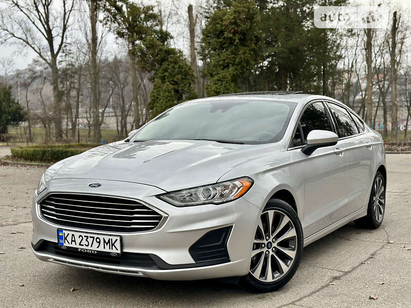Седан Ford Fusion 2019 в Києві