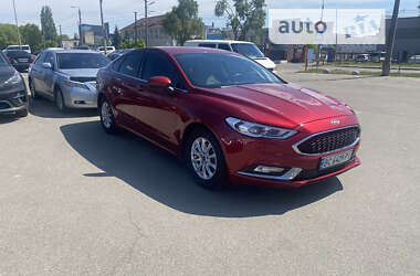 Седан Ford Fusion 2016 в 