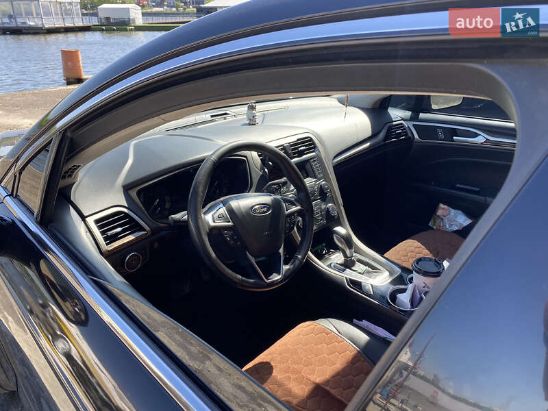 Седан Ford Fusion 2014 в Тернополе