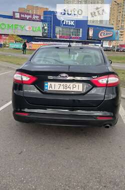 Седан Ford Fusion 2015 в Борисполі