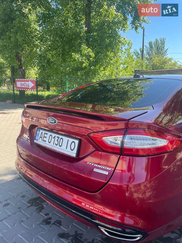 Седан Ford Fusion 2013 в Дніпрі