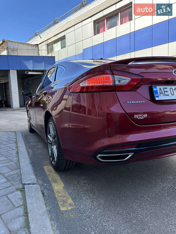 Седан Ford Fusion 2013 в Дніпрі