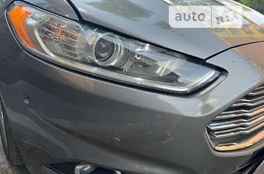 Седан Ford Fusion 2013 в Луцке