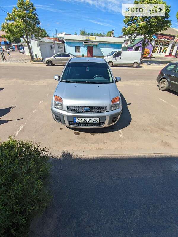 Хетчбек Ford Fusion 2008 в Лебедині