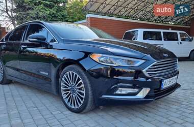 Седан Ford Fusion 2017 в 
