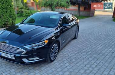 Седан Ford Fusion 2017 в 