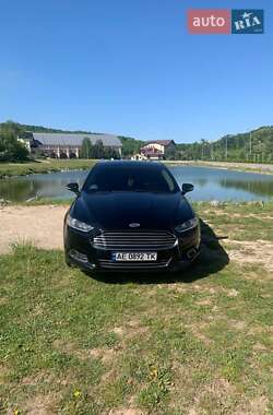 Седан Ford Fusion 2016 в 